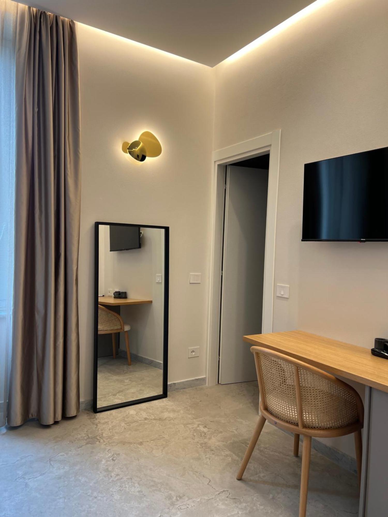 Elegant Rooms La Spezia Bagian luar foto