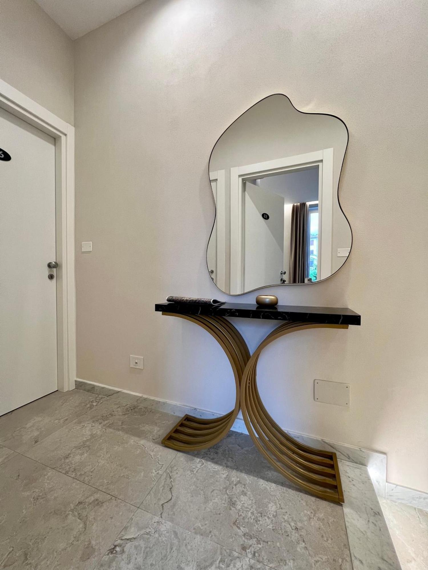 Elegant Rooms La Spezia Bagian luar foto