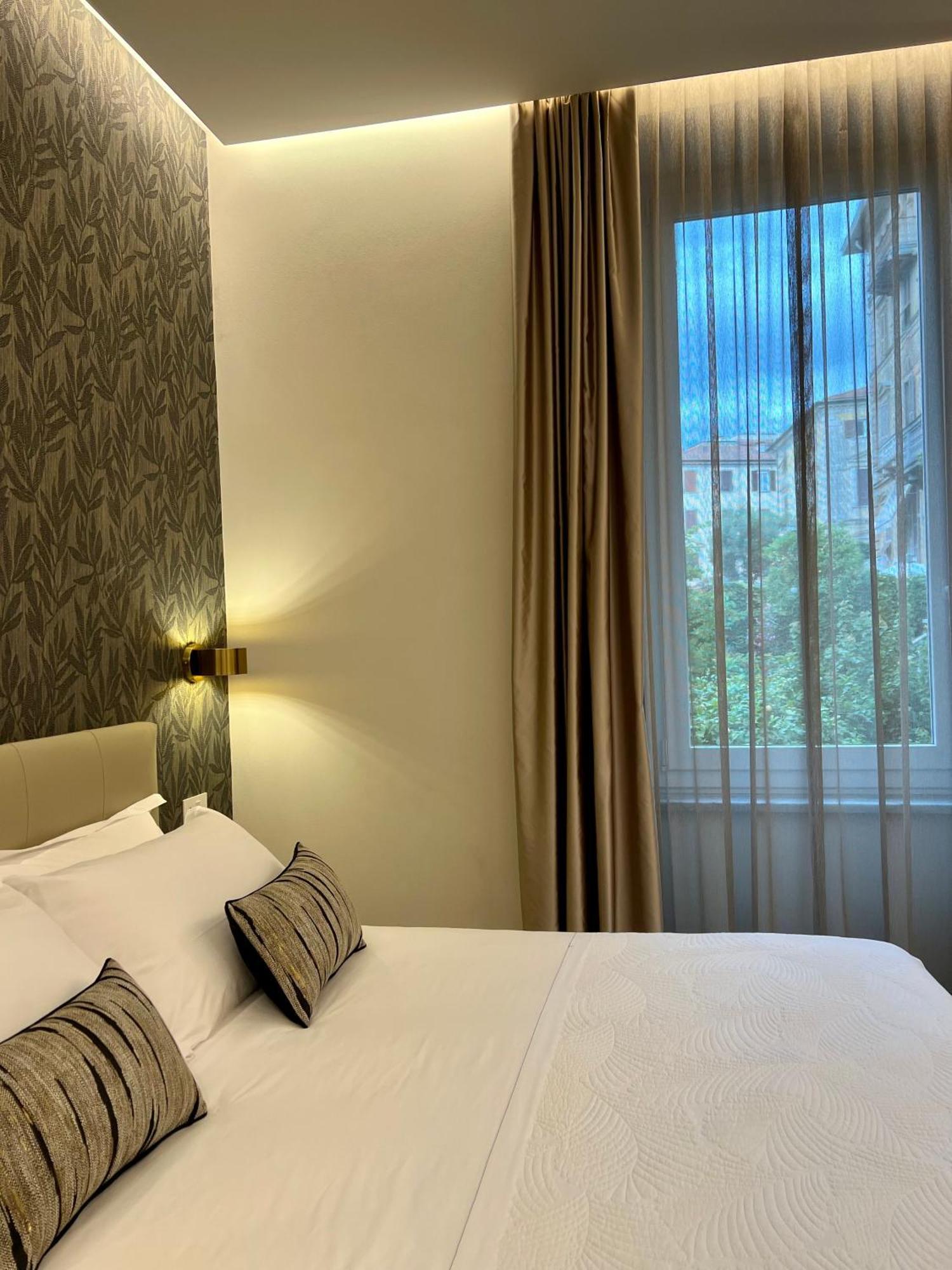Elegant Rooms La Spezia Bagian luar foto