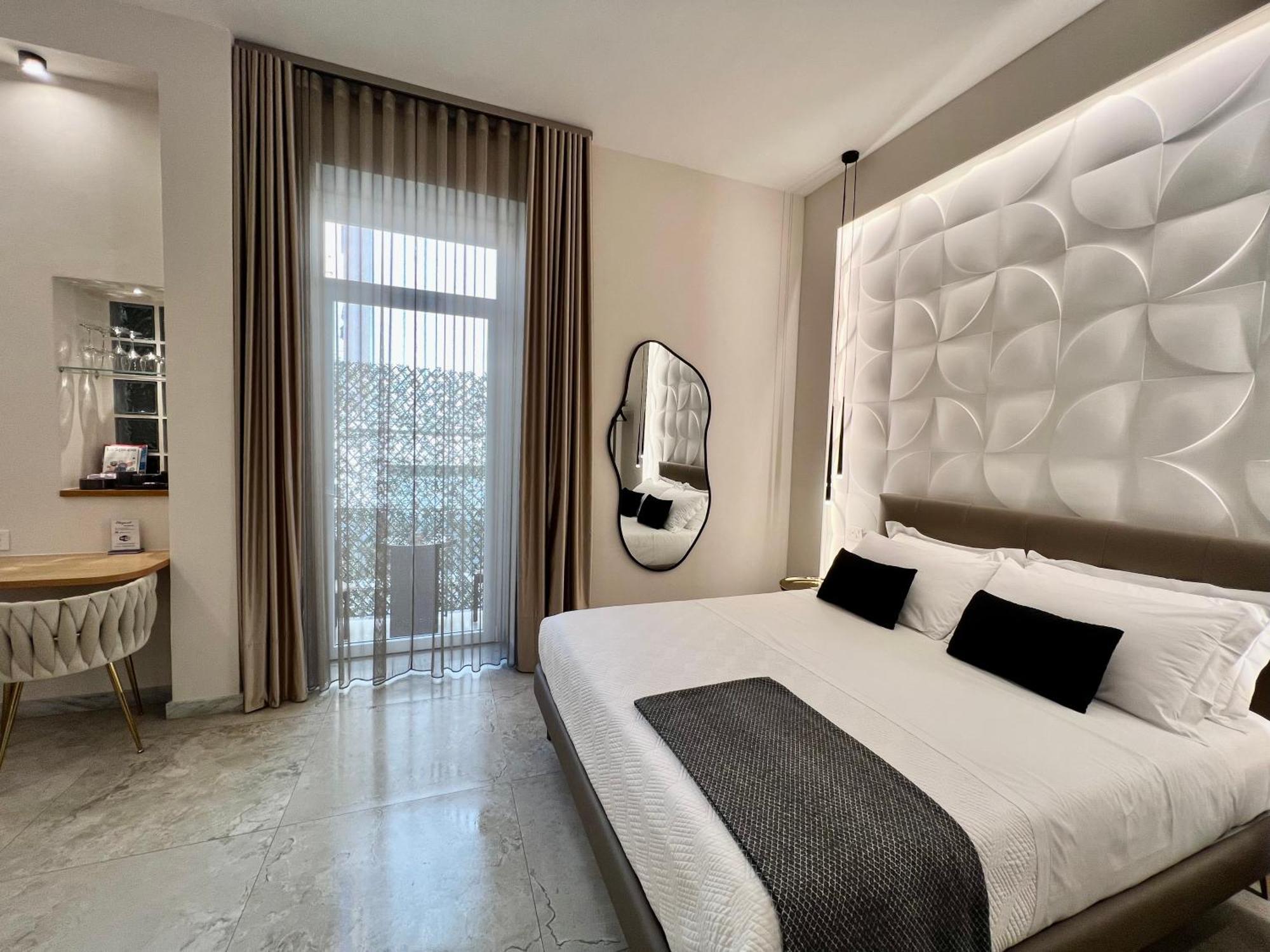 Elegant Rooms La Spezia Bagian luar foto